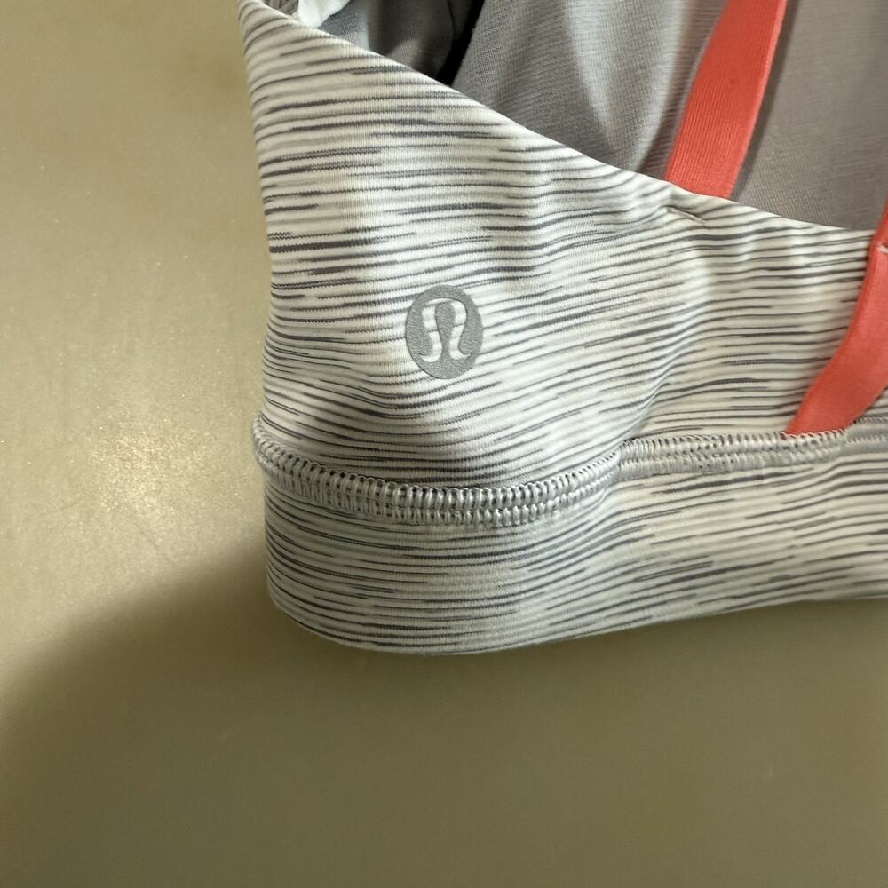 Lululemon Energy Bra Size 8 Gray Pink Built in Bra Medium Support Sports Pilates - Picture 9 of 9